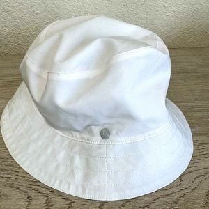 Lululemon Both Ways Reversible Bucket Hat White/Camouflage NWOT